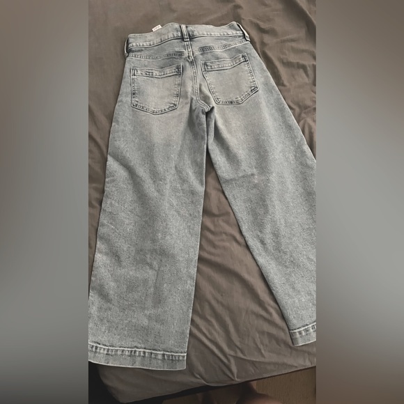 Banana Republic Wide Leg, High Waisted Cropped Jeans - Picture 4 of 5